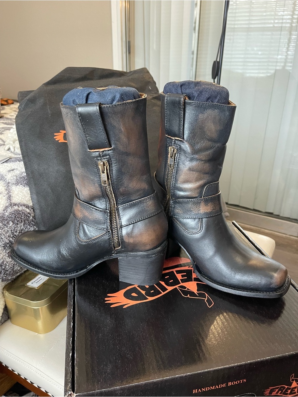 Freebird NIB/NWT Darcy Black and Brown Distressed Leather Boots Never Worn